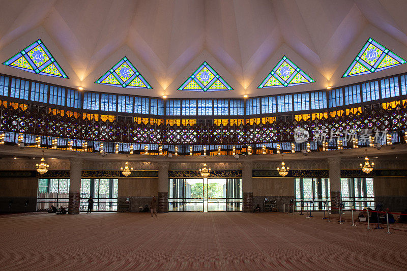 马来西亚国家清真寺(Masjid Negara)，马来西亚美丽的国家中心，是吉隆坡市的象征。一个独立和联邦的马来西亚。